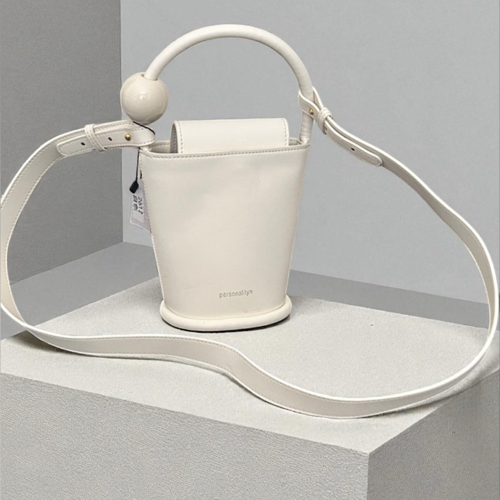 Elegant White Bucket Bag